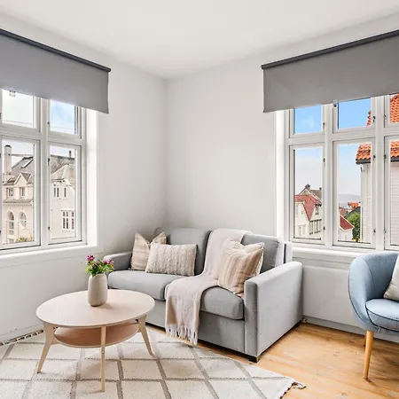 Daire Authentic Charm In Famous Neighborhood *